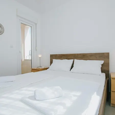 Apartment Apartman Sunny Trogir